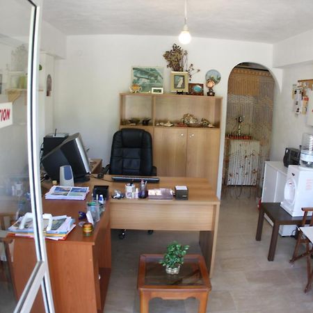 Villa Avra Dassia  Habitación foto